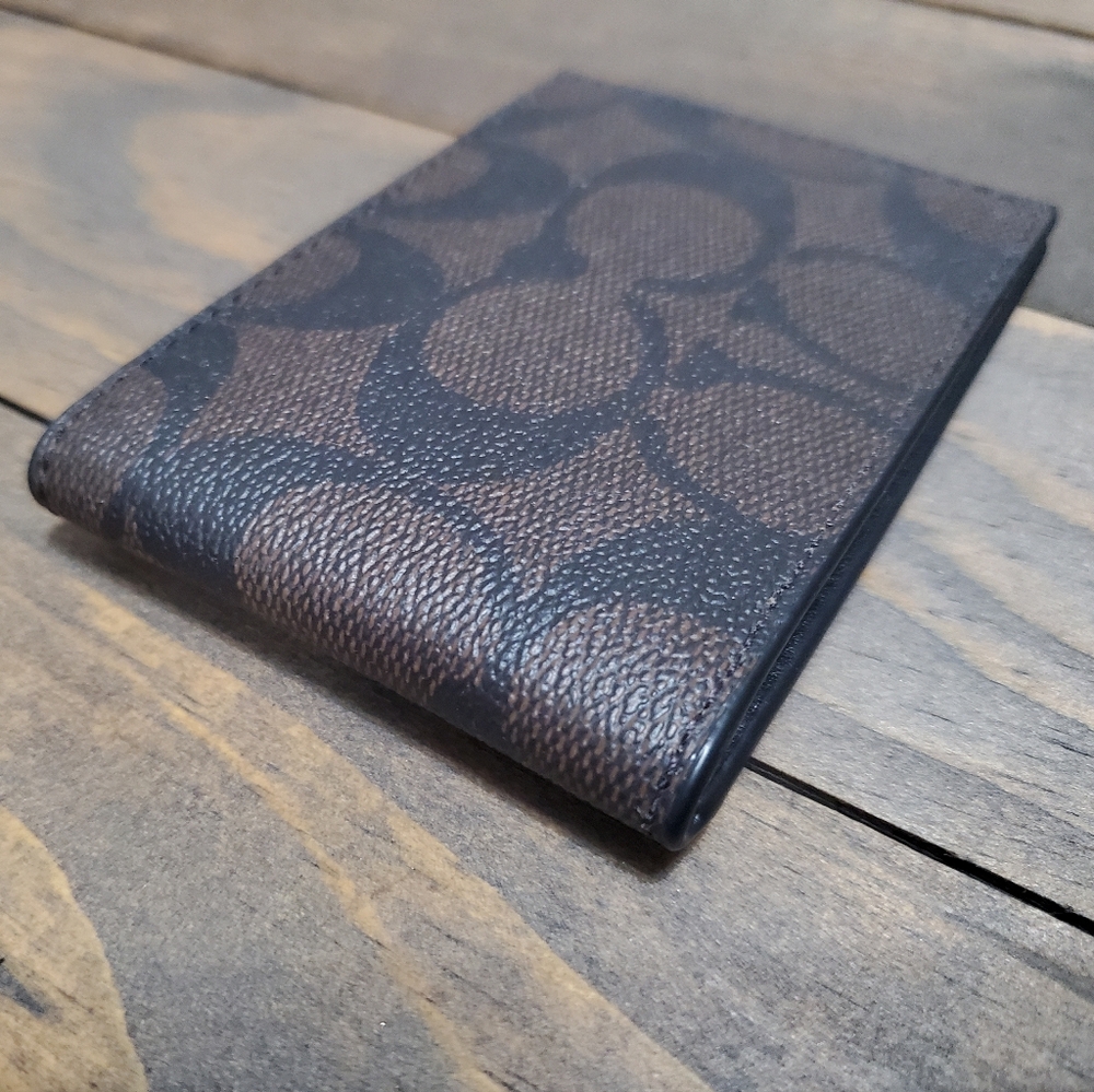 Coach Compact Billfold Wallet